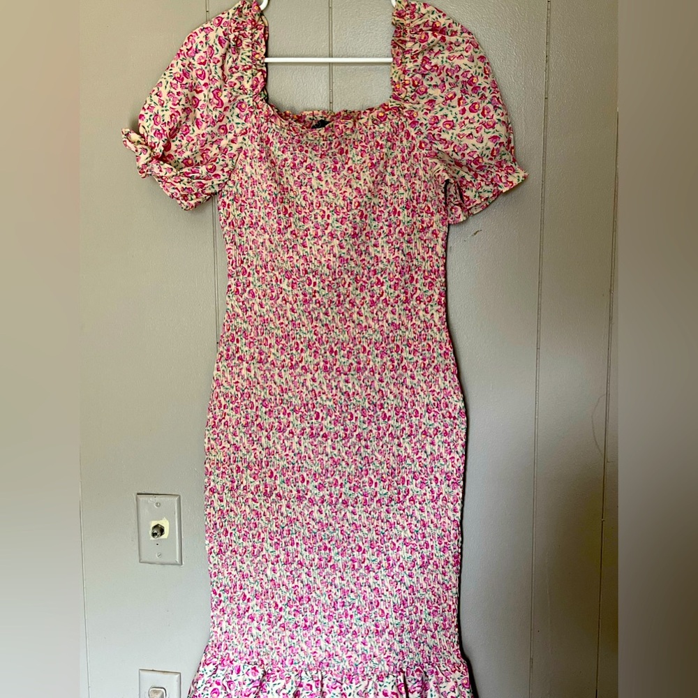 Pretty Garden Summer Dress SZ Large Floral Print Puff Sleeves